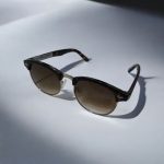 عینک آفتابی کلاسیک لاک پشتی گرادیانت - نمای جلوی عینک